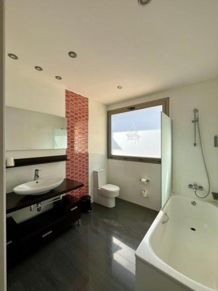 Hotel Spa La Central - Adults Only Macanet De Cabrenys Exterior photo